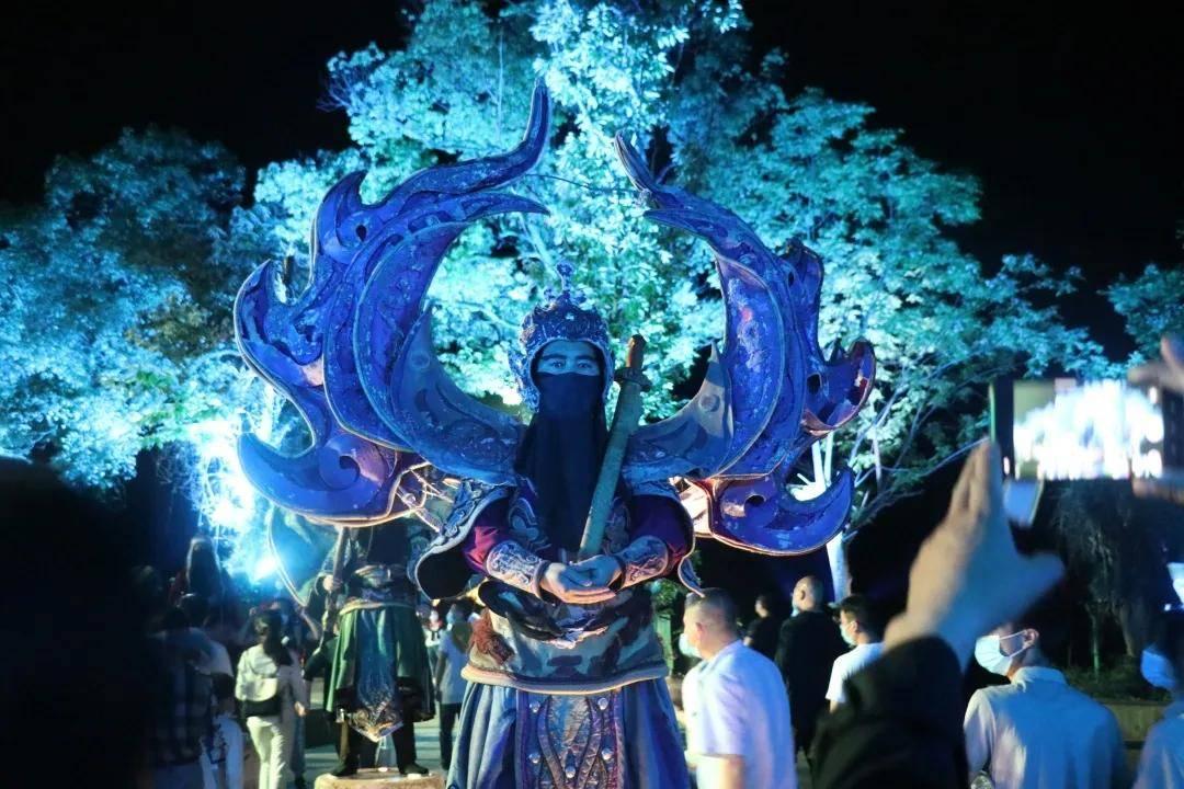 滑动蓝色方块选关版